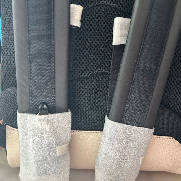 Bag - Picture 5 of 8